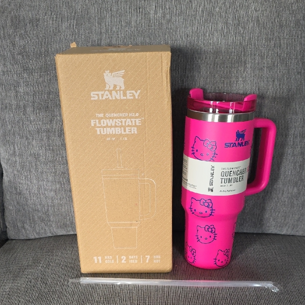 Stanley Hello Kitty Hot Pink Quencher H2.0 Tumbler with Straw, 40oz., New - Picture 7 of 10